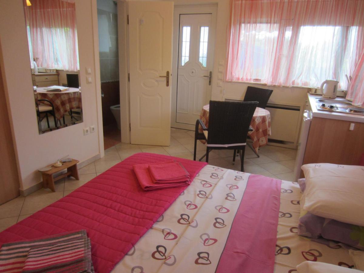 Villa Verde Apart-Hotel Néa Mákri Dış mekan fotoğraf