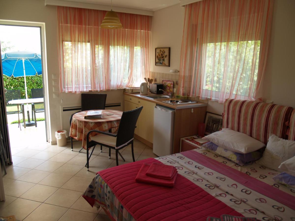 Villa Verde Apart-Hotel Néa Mákri Dış mekan fotoğraf