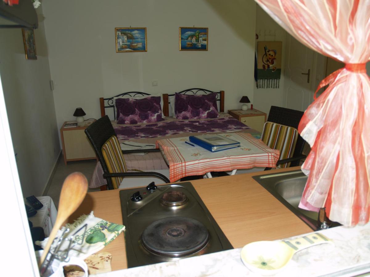 Villa Verde Apart-Hotel Néa Mákri Dış mekan fotoğraf